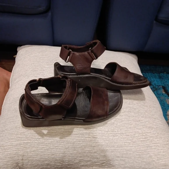 Prada Leather Sandals Adjustable Ankle Straps Y2K Women's Size 36.5 Usa 6.5 - Picture 8 of 8